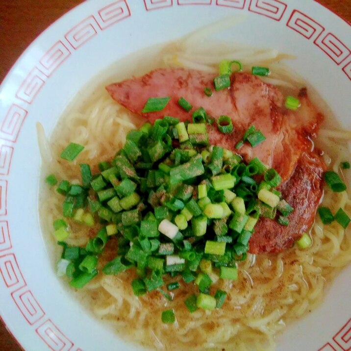葱たっぷり★チャーシュー麺 塩味